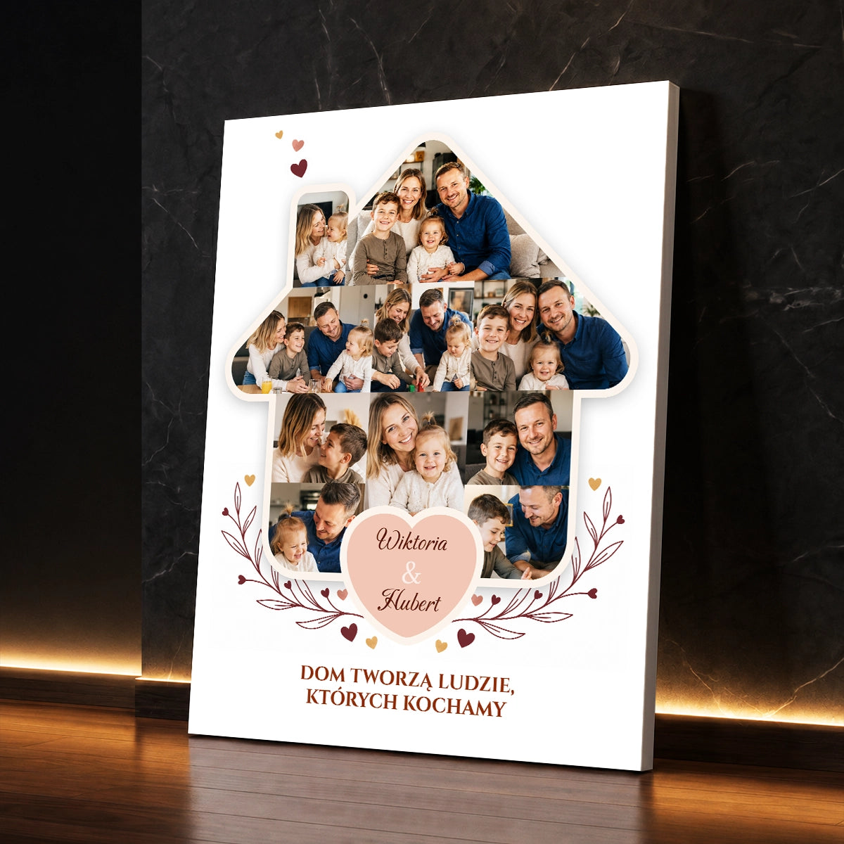 Personalizowany kolaż rodzinny na płótnie w kształcie domu przedstawiający najlepsze chwile