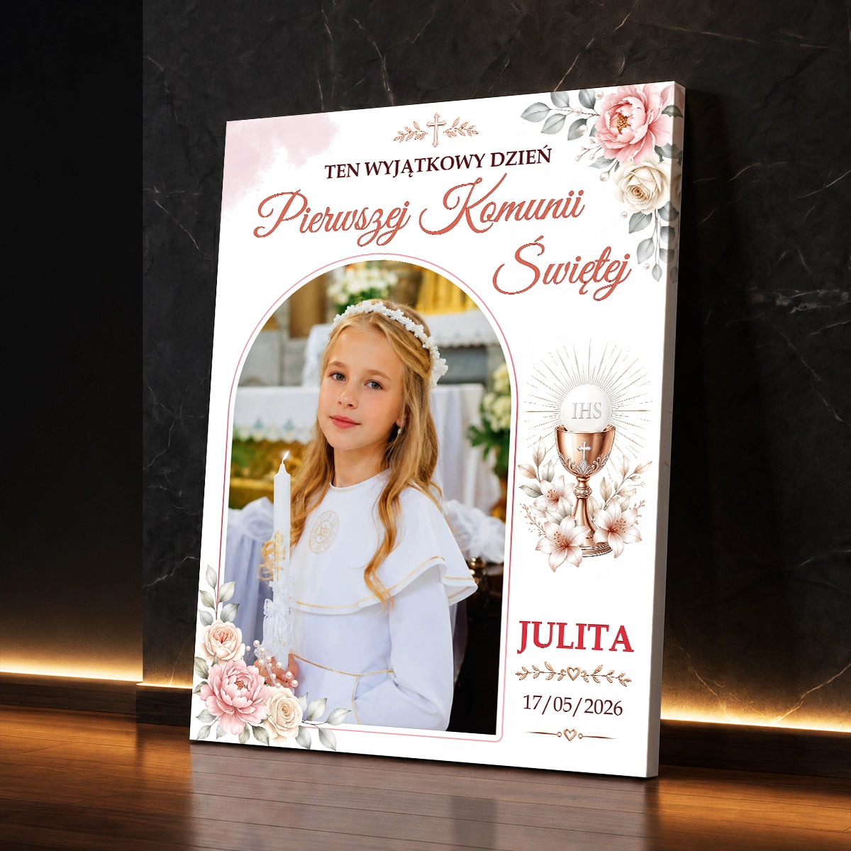 Personalizowany plakat komunijny ze zdjęciem dziecka, imieniem i datą Pierwszej Komunii Świętej