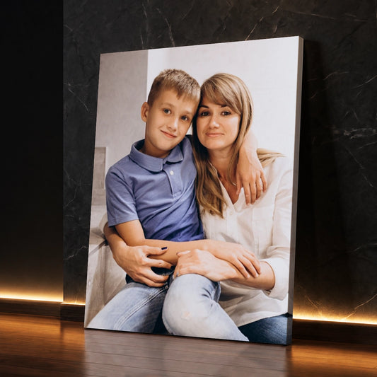 Personalizowany prezent dla mamy na Dzień Matki od syna – fotoobraz na płótnie z fotografią mamy i syna